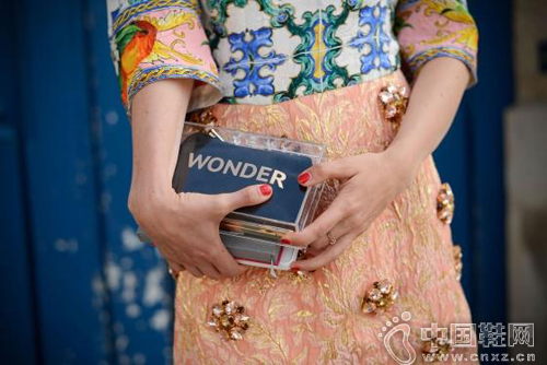 ��˵���İ��� �㻹�����ʲô��