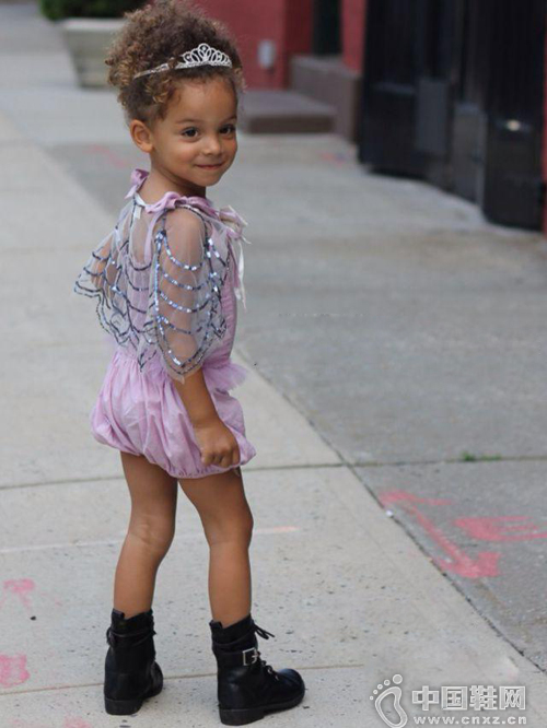 �������곱ͯ��Ʒ ��ըͷ��Ƥ����ɶ���з���