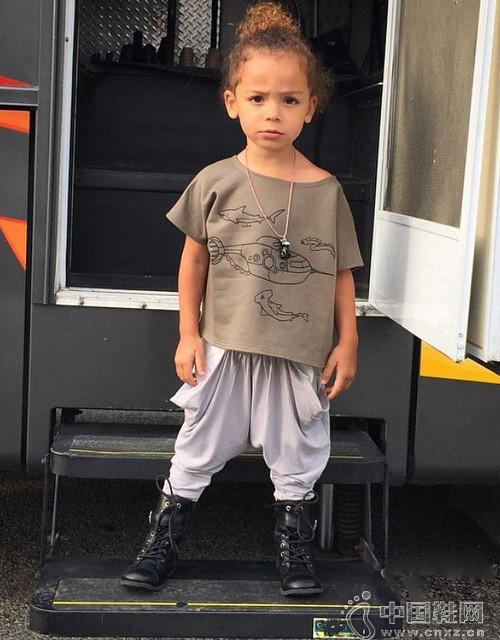 �������곱ͯ��Ʒ ��ըͷ��Ƥ����ɶ���з���