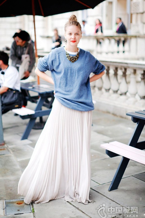 �����³��ر�������ȹ������������