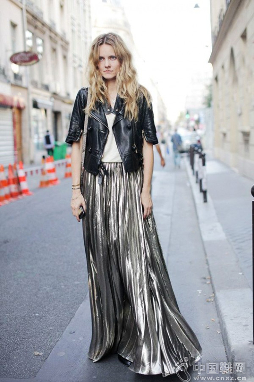 �����³��ر�������ȹ������������