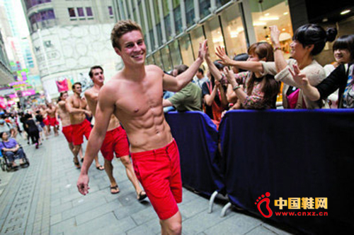 �������� A&F��������ʹ���Ը�����Ӫ��