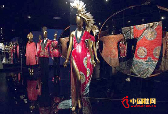 �۲죺�����ݳ�Ʒ�ƿ��ö����й�Ԫ��