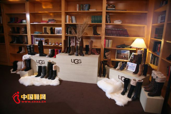 UGG�ļ���������9.7% ĸ��˾Ť��Ϊӯ