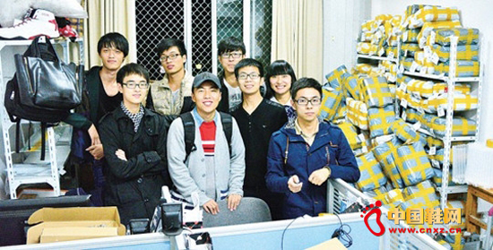 ��������ѧ������������Ь,һ��׬��487��