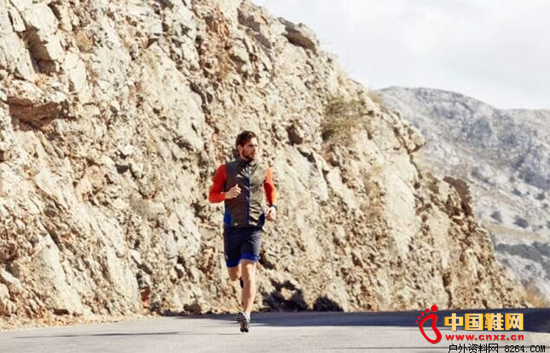 ��ʿ�µ��ָ߲���� ��ϯִ�йٽ�����