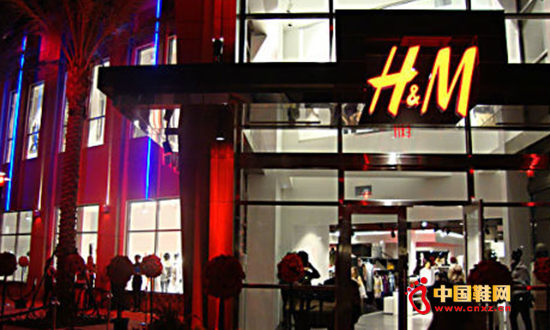 �������³����������Victoria��������H&M�����ϯ����CarlPhilip������������SofiaHellqvist���������񡣶�����������ɹ��Ĺ���Ʒ����˵����������һ��Ϊ�Ƕ�H&M����֧�֡�