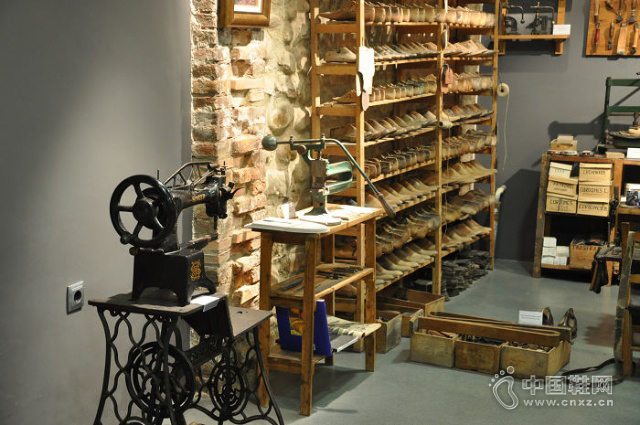 ŷ�˵ڶ���Ь��������������Ϊ��Ь������