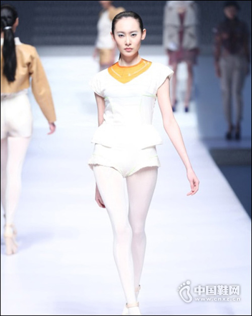 ����Ь��ҵ���Ͽ����Դ ʵ��ȫ��ҵ��Ӫ��