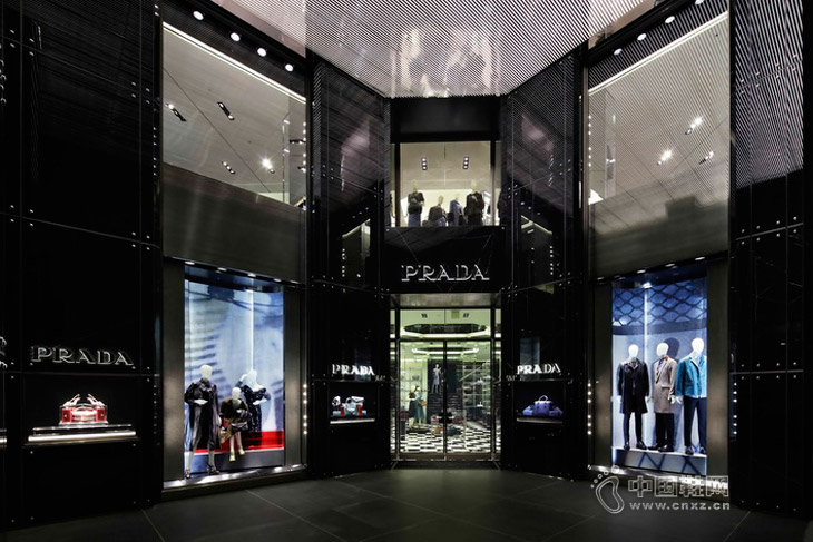 Prada�ڻ�ҵ��ѹ���� ���ò����뽵�۴��