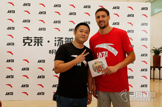 ����Ȫ������������ɭ������ɫ����