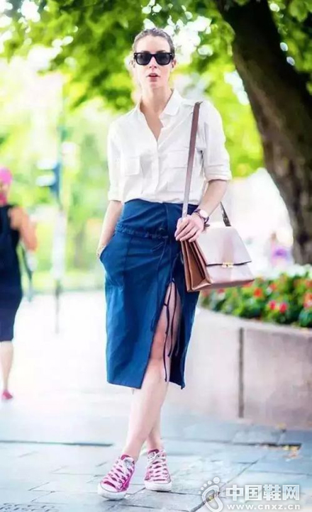 ����Ь������Ь����ֵ�ý�����ʱ�ֵ�Ʒ