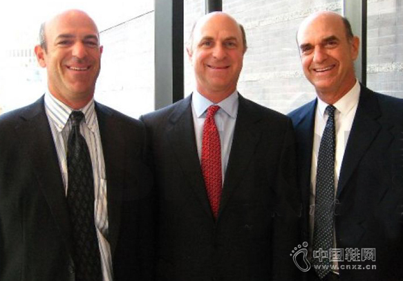 �����ң�John Fisher�����ӣ���William Fisher�����ӣ���Robert Fisher�����ӣ�