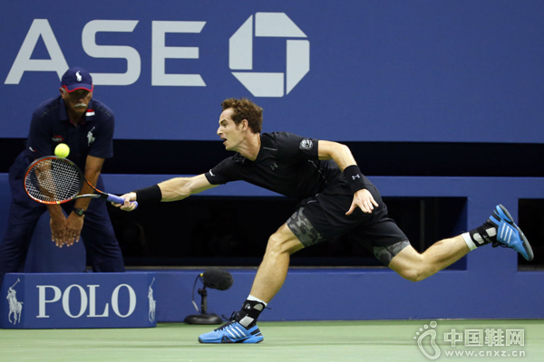 ���ϴ�˹ Barricade 8