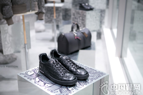 Louis Vuitton �����޶���