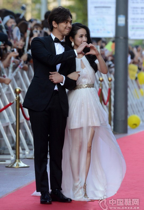 �°���������