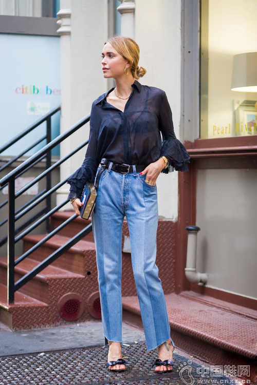 ���ĳ���ʾ�����������İٱ����