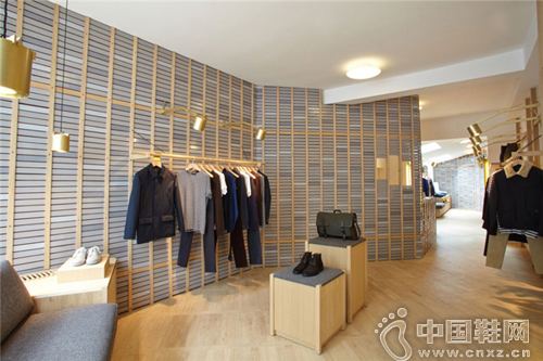 A.P.C. Ӣ��ŵ��ɽ����