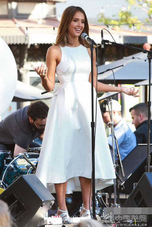 ������-������