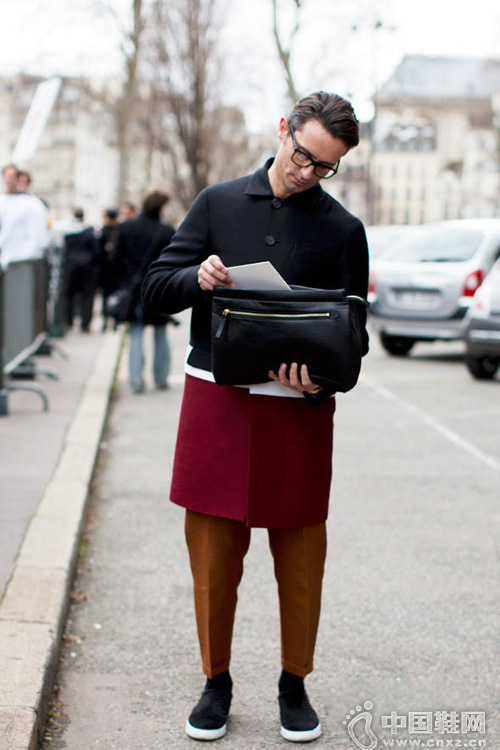 ���Ļ����˵ġ���ؤװ��