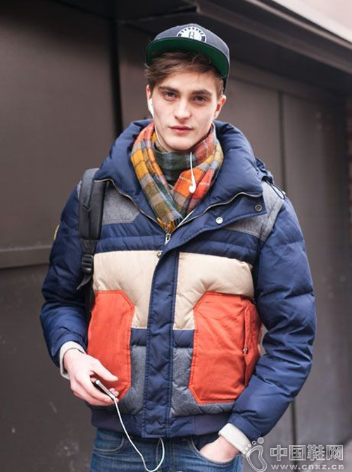 ���Ļ����˵ġ���ؤװ��