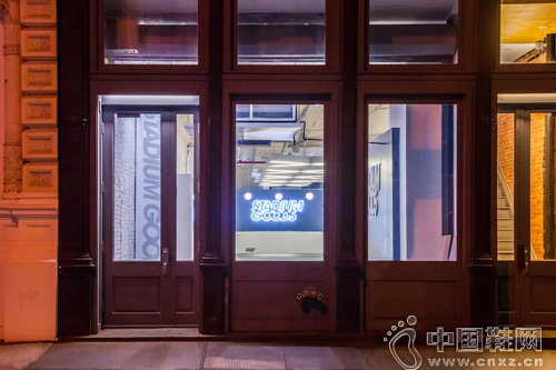 Stadium Goods ��Ь�������m