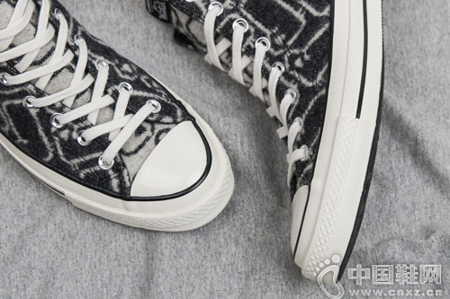 Woolrich �� Converse ��������Ь��