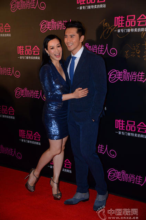 ����羡�����˶