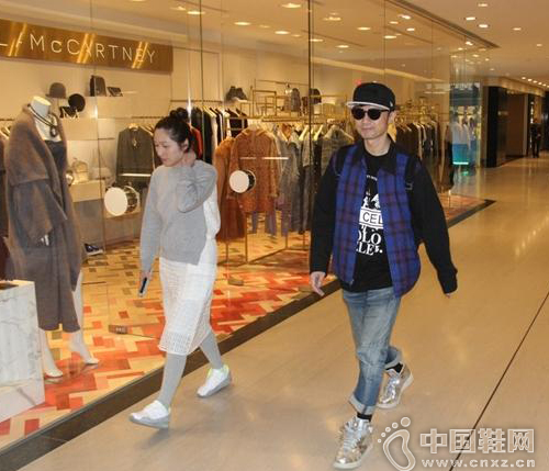 �ž޻�ͬ���ӳ�Ӣѩ�����̳�