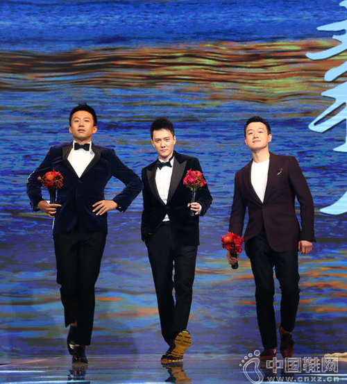 �˳������ܷ塢١��Ϊ