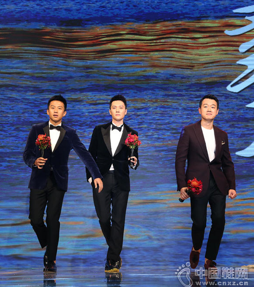 �˳������ܷ塢١��Ϊ