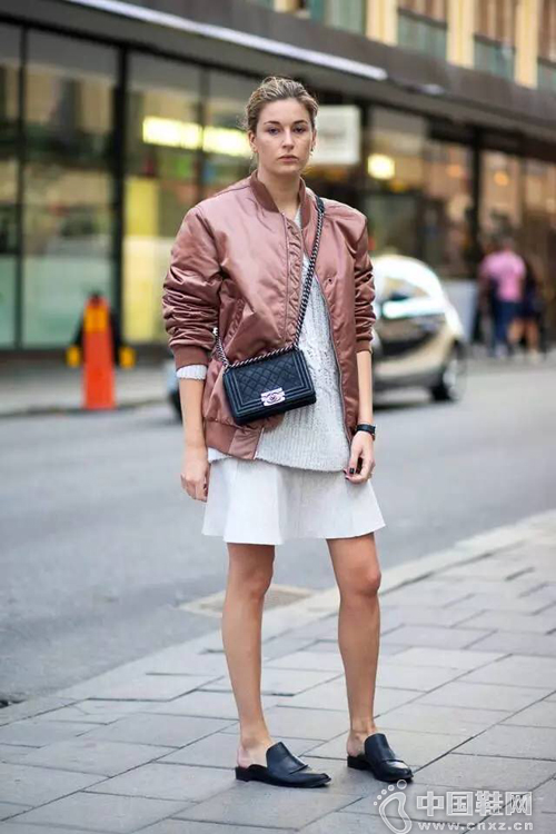 �����������׶���֪���Լ��жೱ��