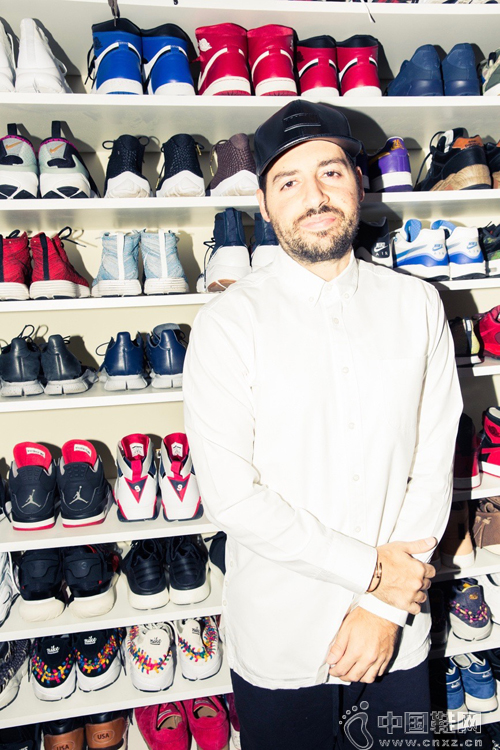 ������Ь���ʦ Ronnie Fieg 