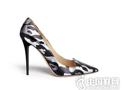 Jimmy Choo �Բ�ӡ����ͷ�߸�Ь