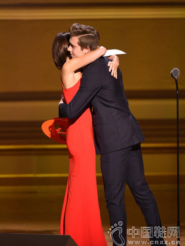 ��ɩ����ȹ�Ը����� ��˧��������ְ佱