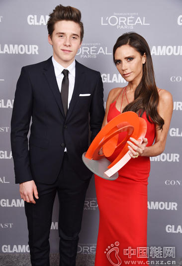 ��ɩ����ȹ�Ը����� ��˧��������ְ佱