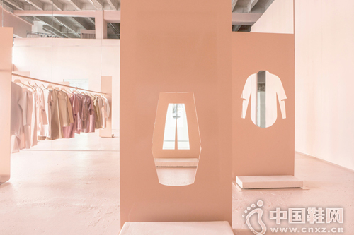 COS x Snarkitecture ��ɼ����