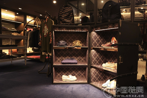 Hotel V ̨����