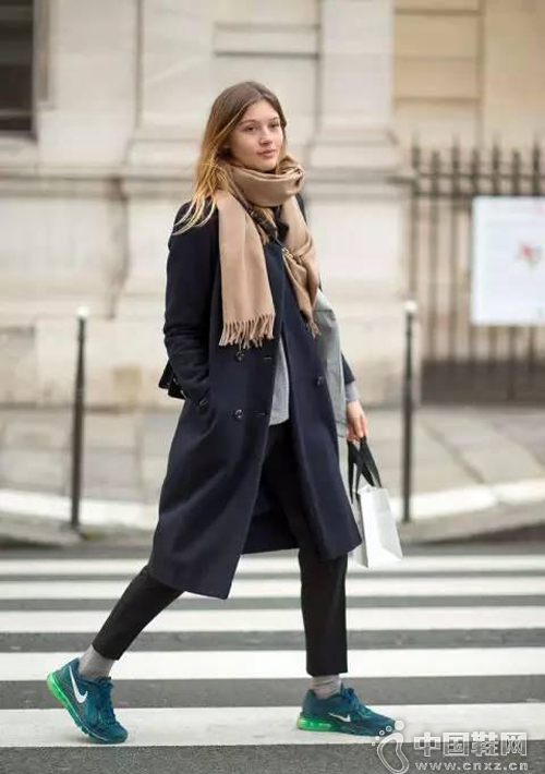 ��ɫΧ�����ͼ�