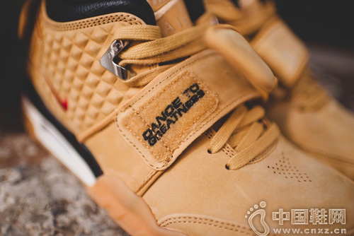 Nike Air Trainer Cruz ��HAYSTACK����ɫ���