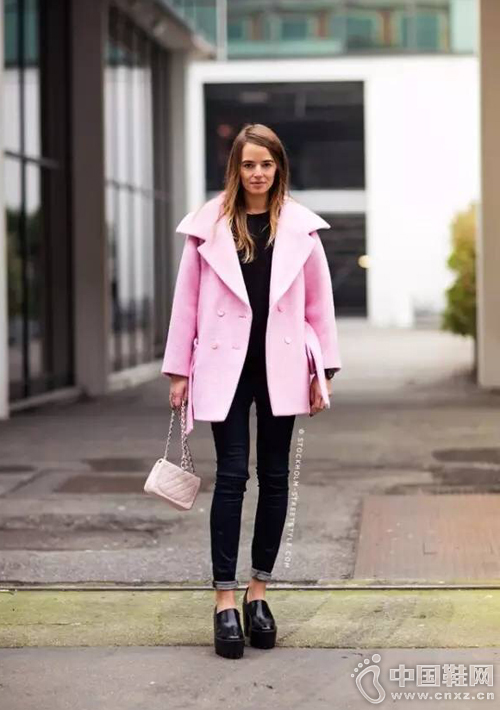 ��ѧ�ִ��� ���ķ�ɫ���µ�ʱ������