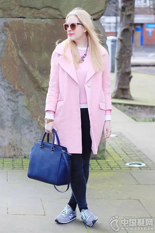 ��ѧ�ִ��� ���ķ�ɫ���µ�ʱ������