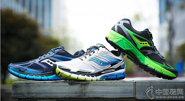 Saucony�������Guide 8/Triumph ISO��Ů����֧�Ż���ϵ��Ь