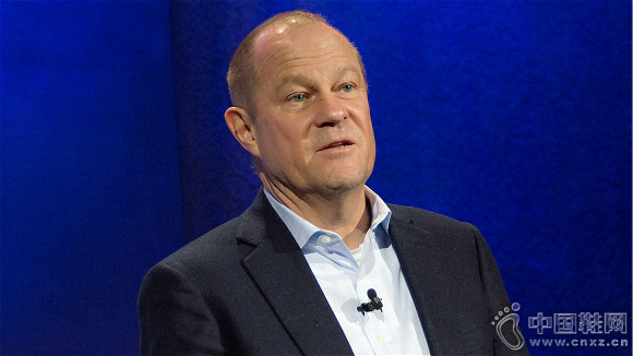 ����GAP������ϯִ�й�Art Peck