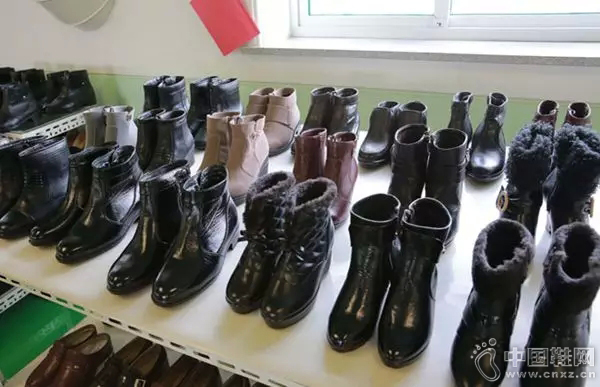 �����������Ӳ�Ь��