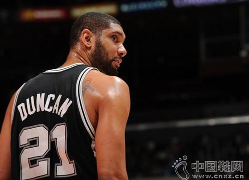 ˭�����ƱȺ����� KG�˿�˫21��Я��лĻ��