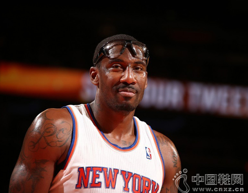 ˭�����ƱȺ����� KG�˿�˫21��Я��лĻ��