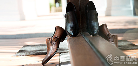 ������Ь