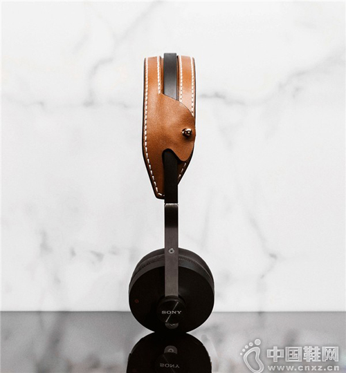 ������BLUETOOTH &reg; (����)����SBH60