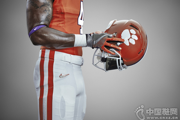 Nike �����У����򼾺���ר��װ����¼